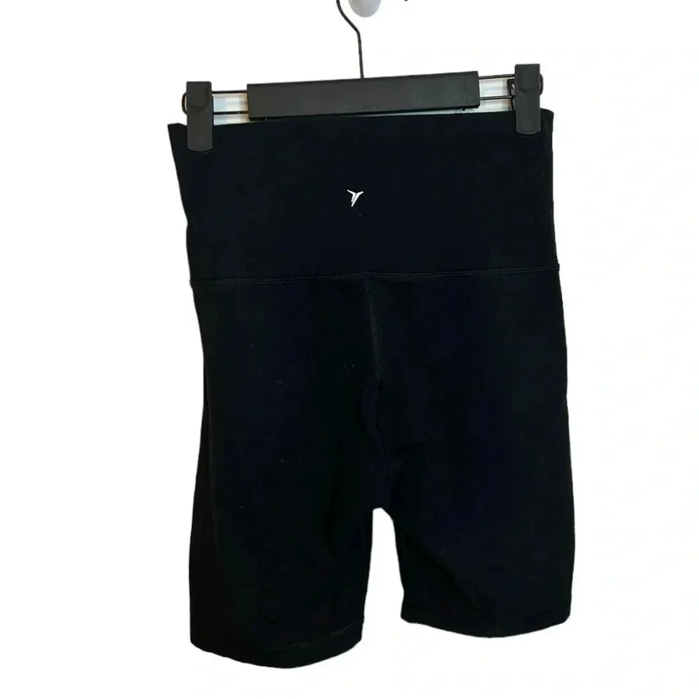 Old Navy Active 8” Black Bike Shorts